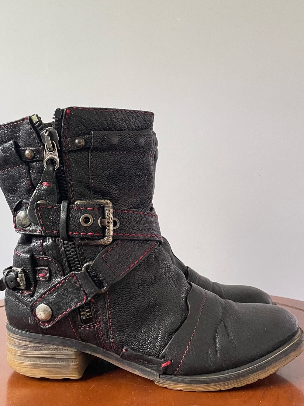 Pakros Black Leather Women’s Biker Boots | EU 39
